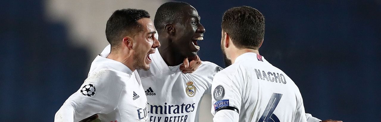 Mendy y Nacho, junto a Lucas Vázquez