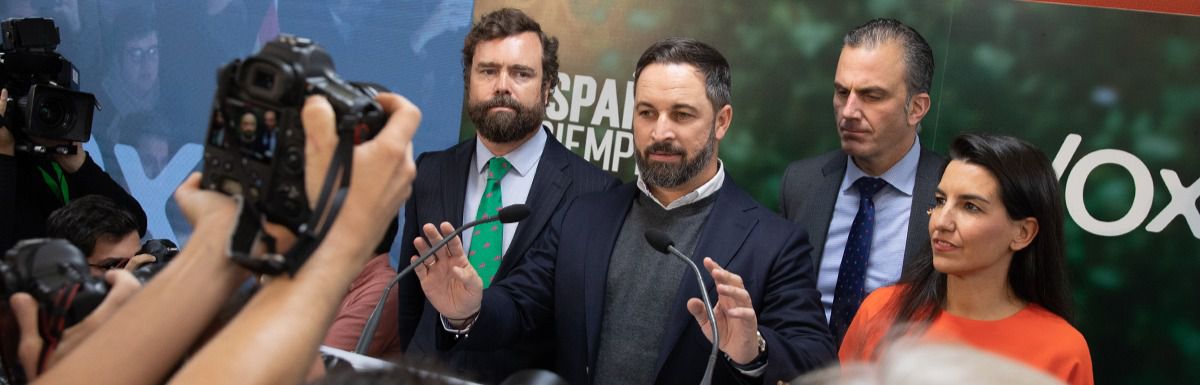 Javier Ortega Smith, con la antigua cúpula de Vox