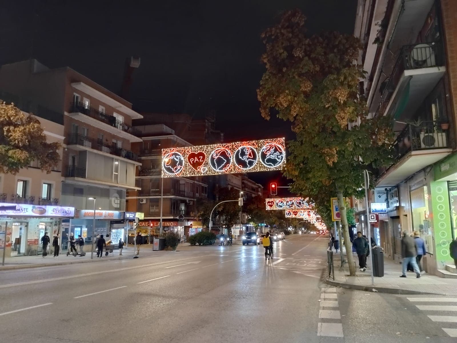 Luces de navidad en Carabanchel 2025