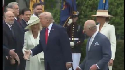El gesto de mala educación de Trump con la reina Camila de Inglaterra