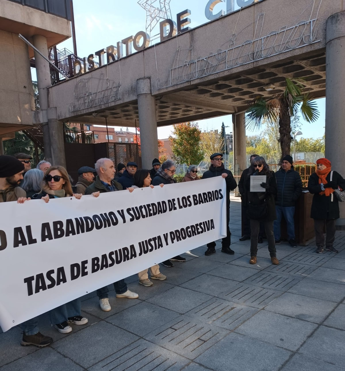 Imagen de la protesta (Foto: Asociación Tricolor Ciudad lineal)